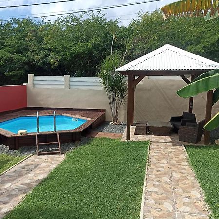 Gites Monoi 4 Personnes Avec Piscine Privee Saint-Francois  Exterior foto